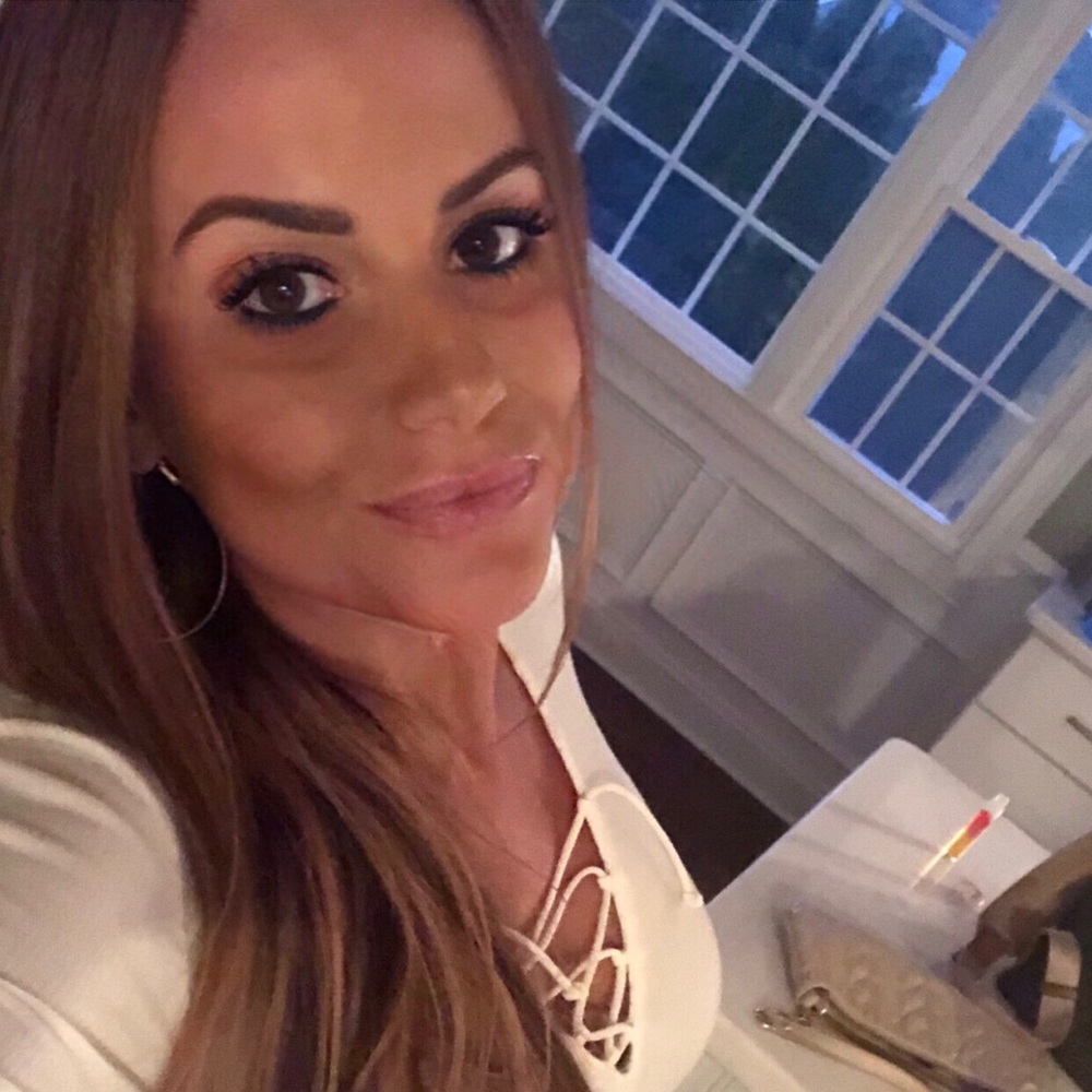 Meet your Posher, Sandi